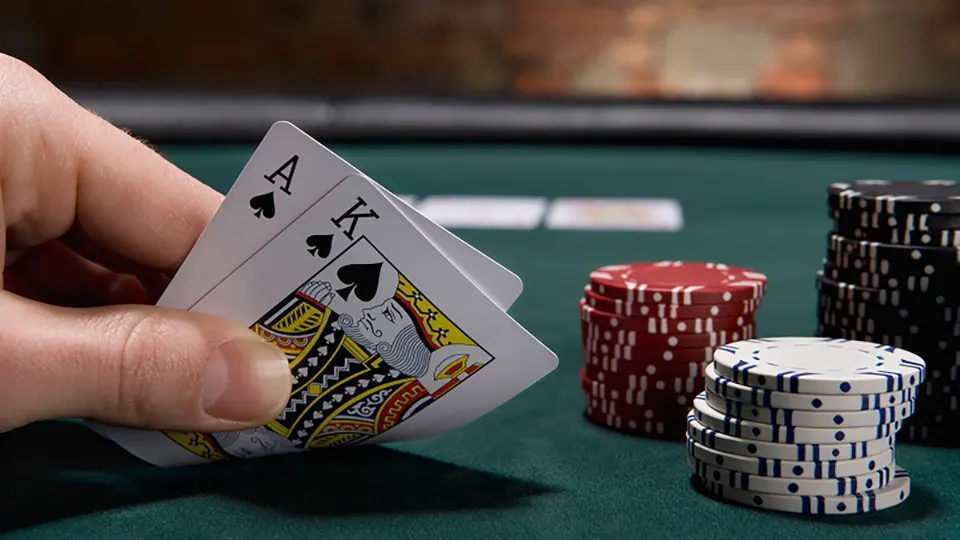 Chiến Lược Chơi Game Poker Tiền Thật Hiệu Quả Năm 2024